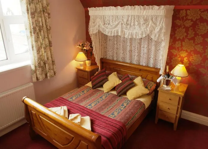 Guest house Midway 4*