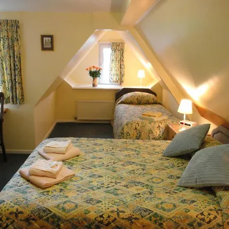 Pensionat Midway 4*