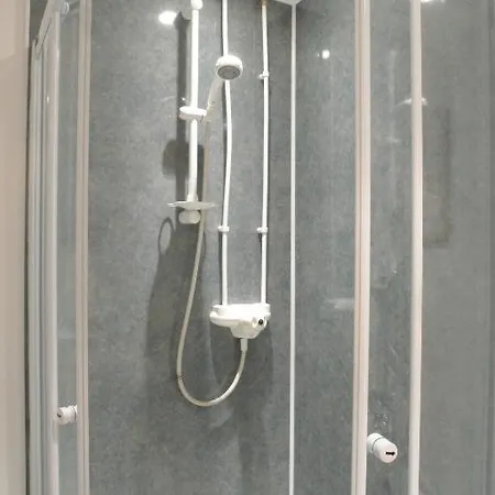 Midway ゲストハウス